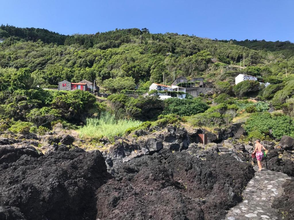 Cantinho Dos Cagarros * Lajes do Pico